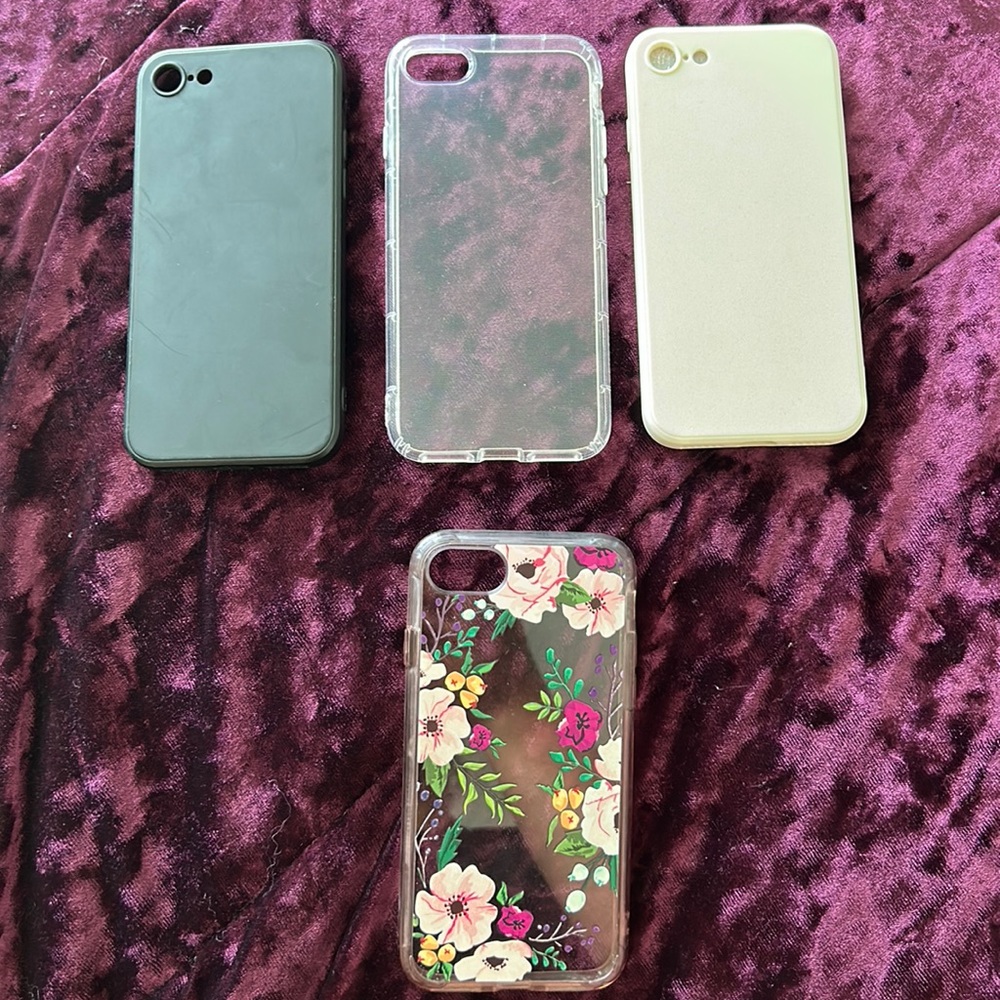 4 IPhone 8 Covers